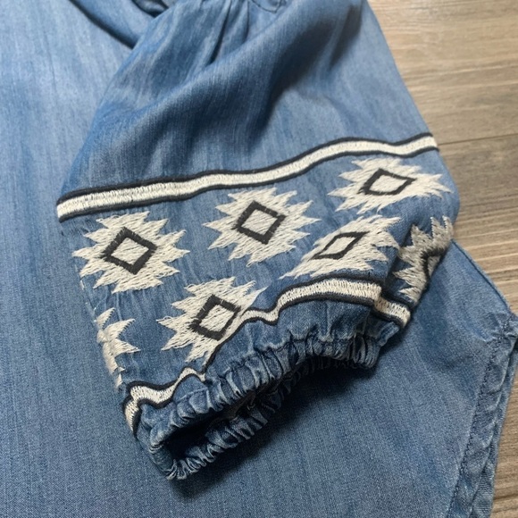 Altar’d State chambray boho festival artsy embroidery tassels popover tunic Med - Picture 7 of 16
